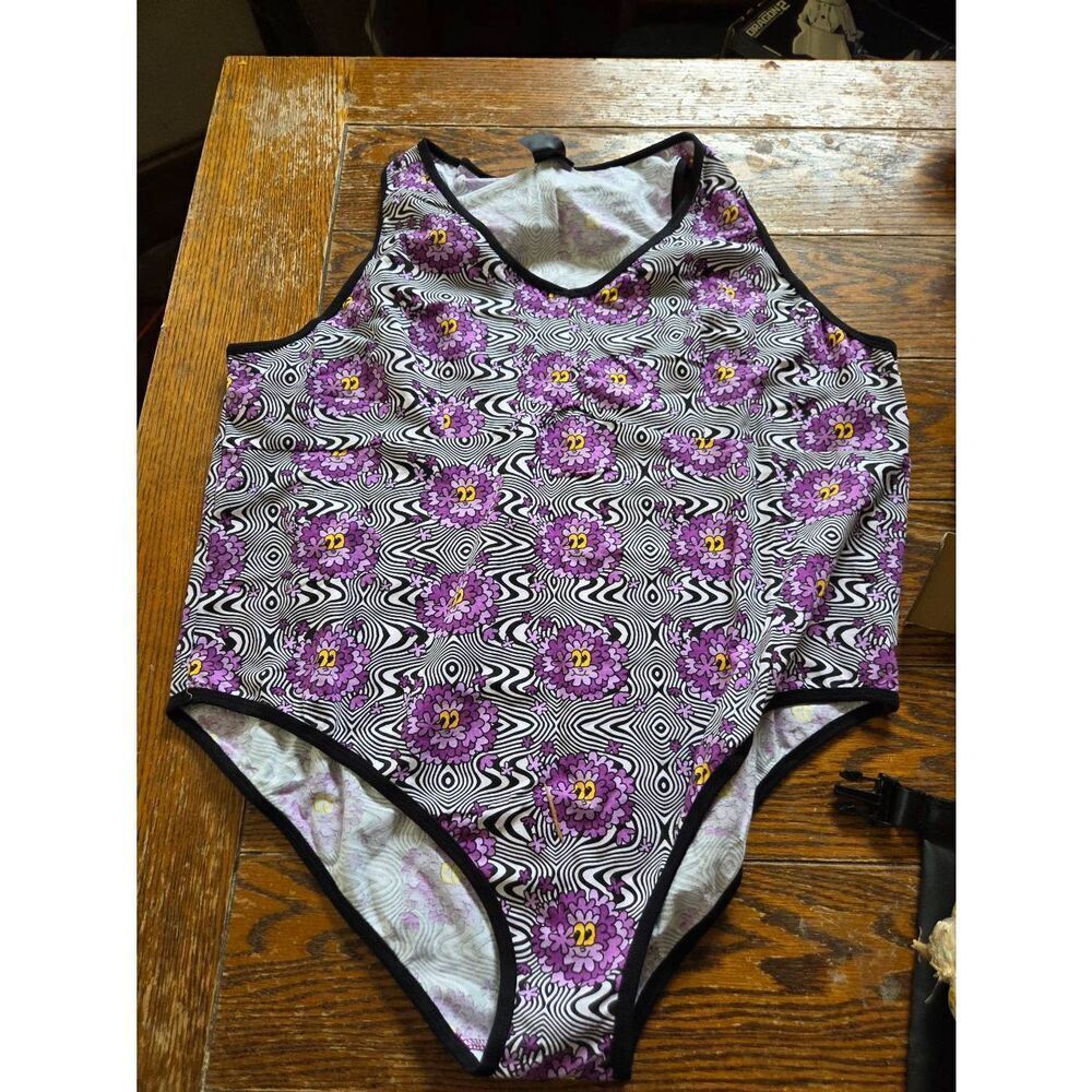 Nooworks purple&black floral bodysuit sz 5X